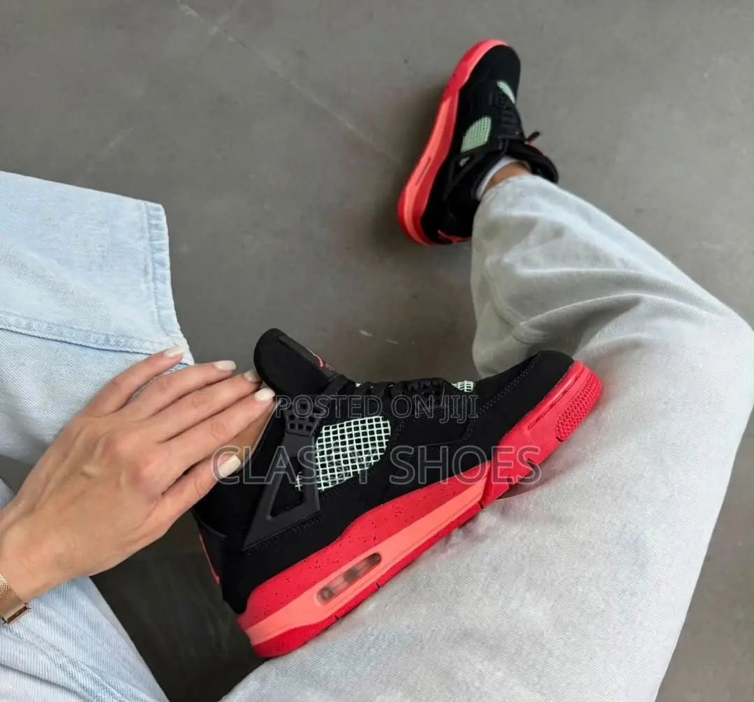 Airjordan Retro 4 Black and Orange