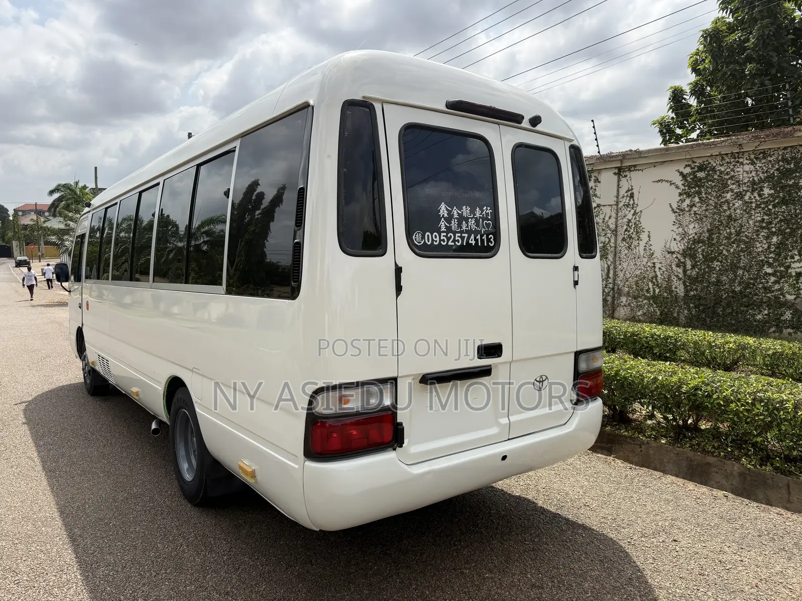 Toyota Coaster 2006 White