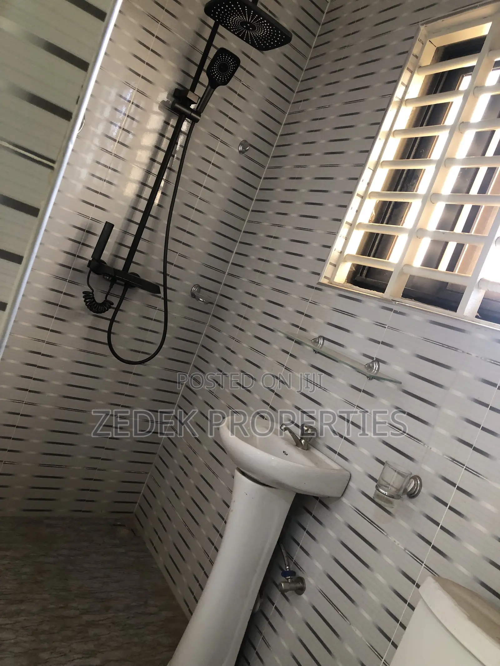 2bdrm Apartment in Kwabenya, Ashomang Estate for rent
