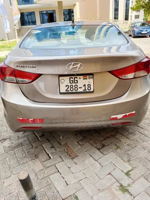 Hyundai Elantra 2012 Gray