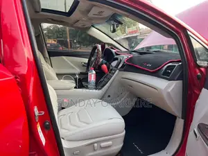 Toyota Venza Limited AWD V6 2013 Red