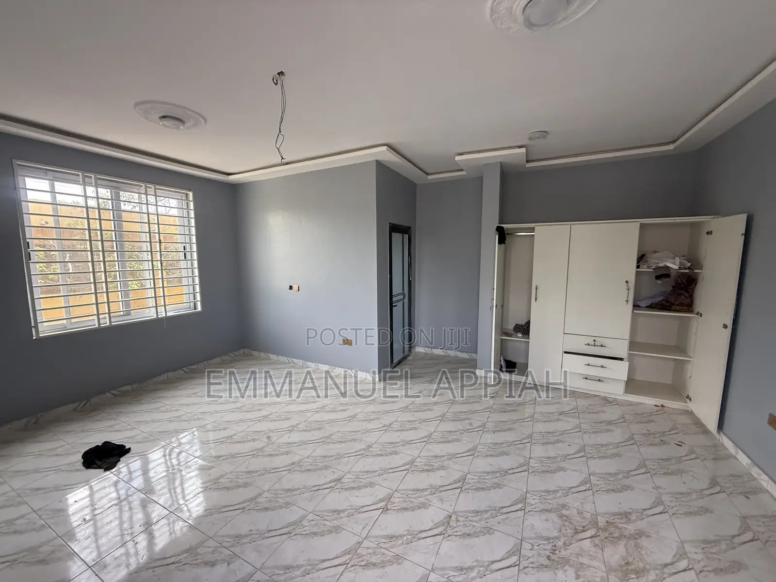 2bdrm Apartment in Awoshei Last Stop, Awoshie for rent