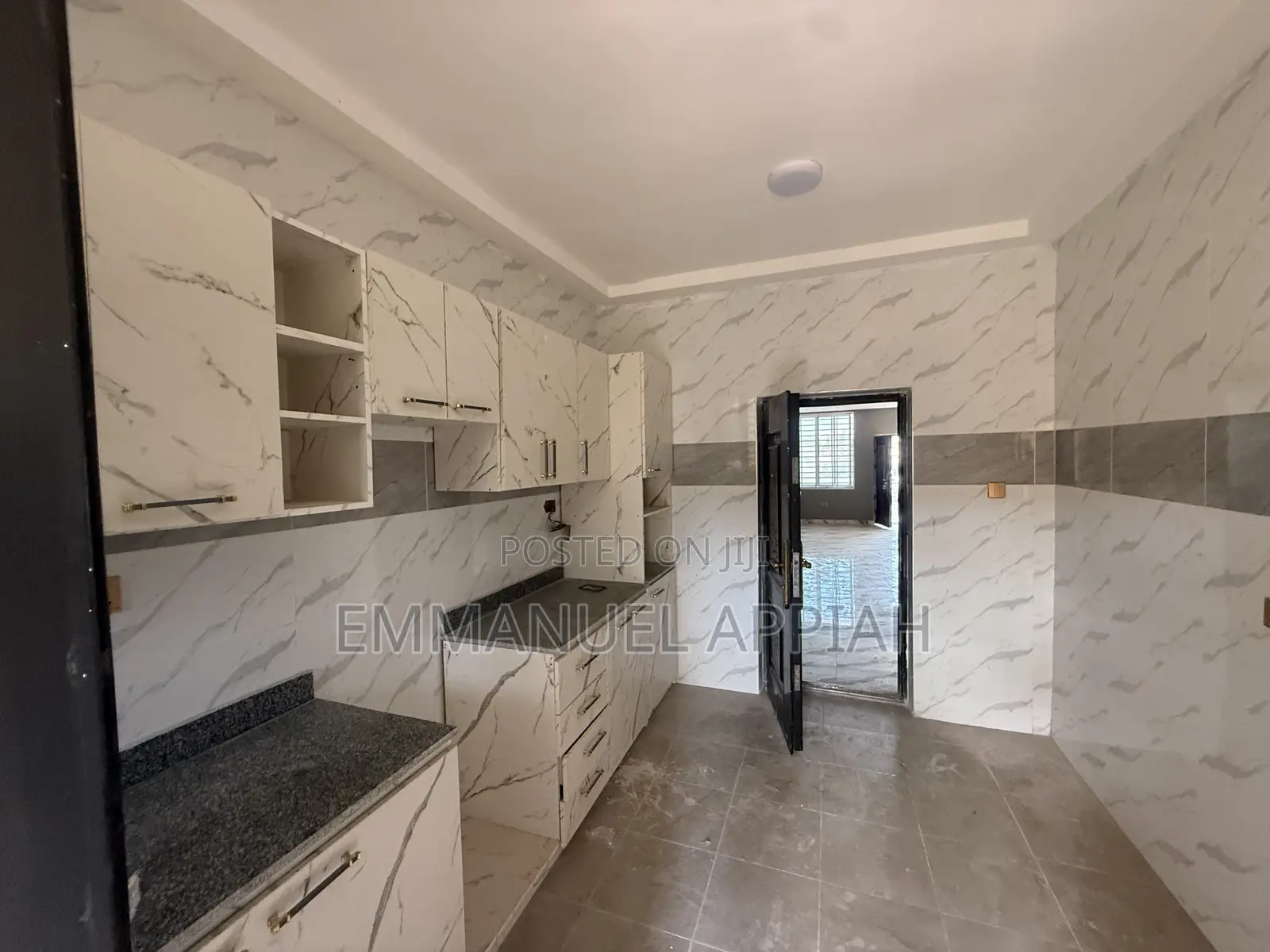 2bdrm Apartment in Awoshei Last Stop, Awoshie for rent