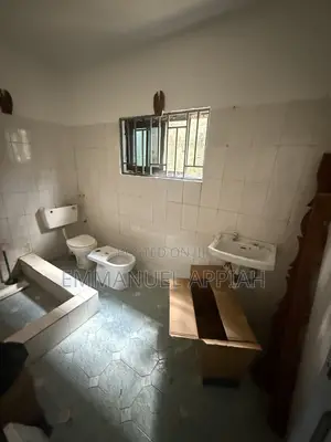 1bdrm Room & Parlour in Awoshei Last Stop, Awoshie for rent