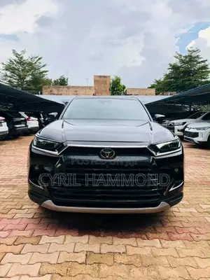 Toyota Highlander 2024 Black