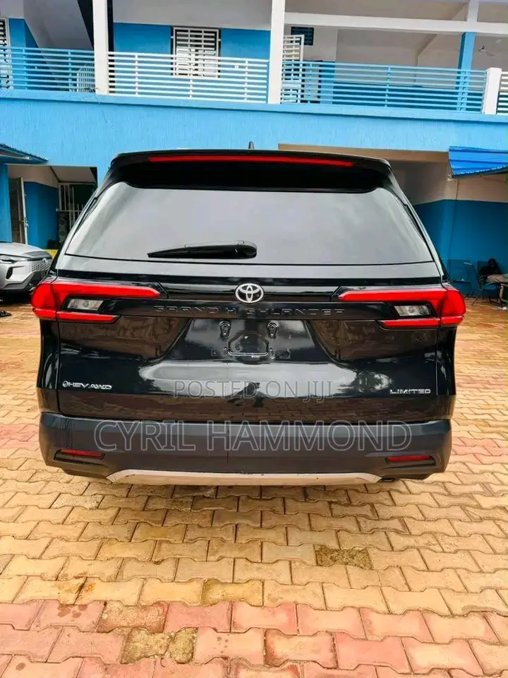 Toyota Highlander 2024 Black
