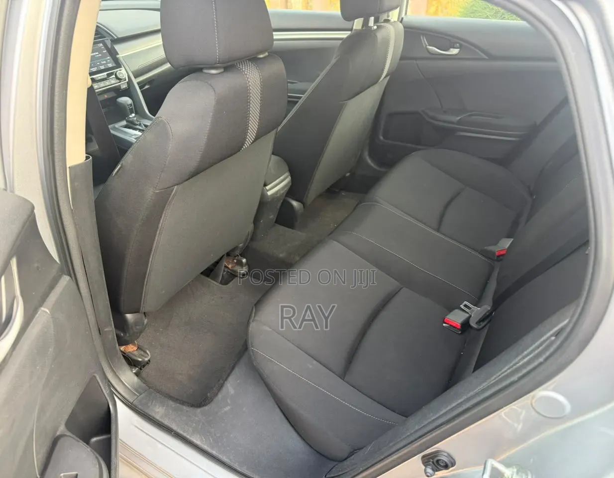 Honda Civic EX Hatchback 2019 Silver