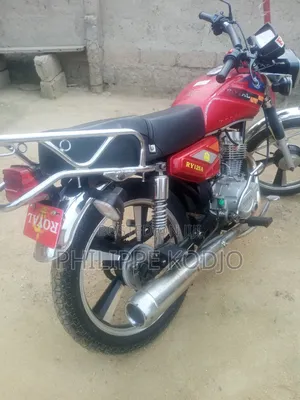 Royal RY125 2018 Red