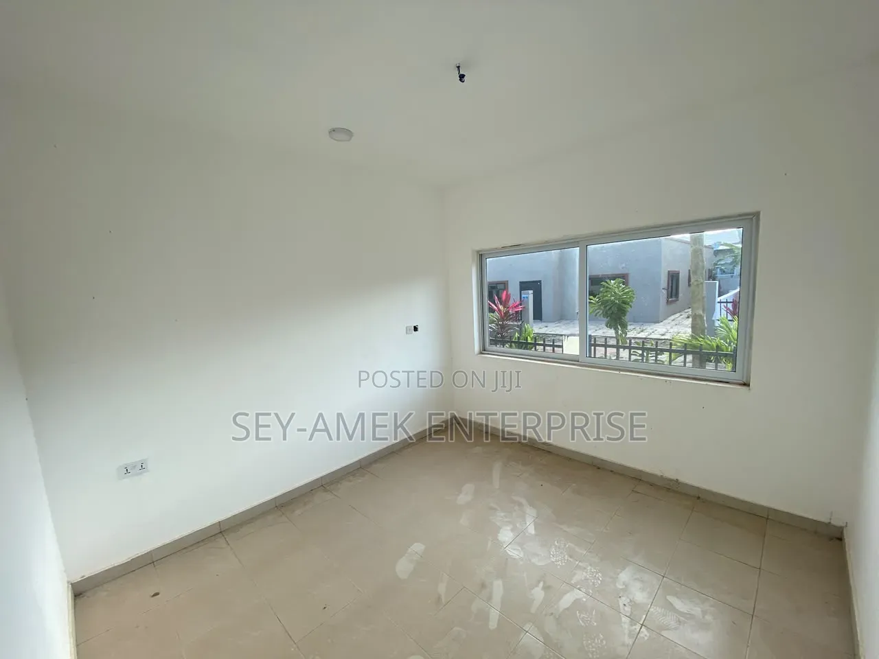 Furnished 4bdrm Duplex in A&C Mall Area for rent