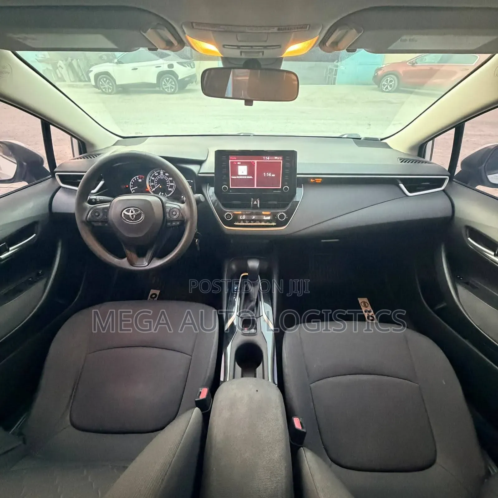 Toyota Corolla LE 2020 White