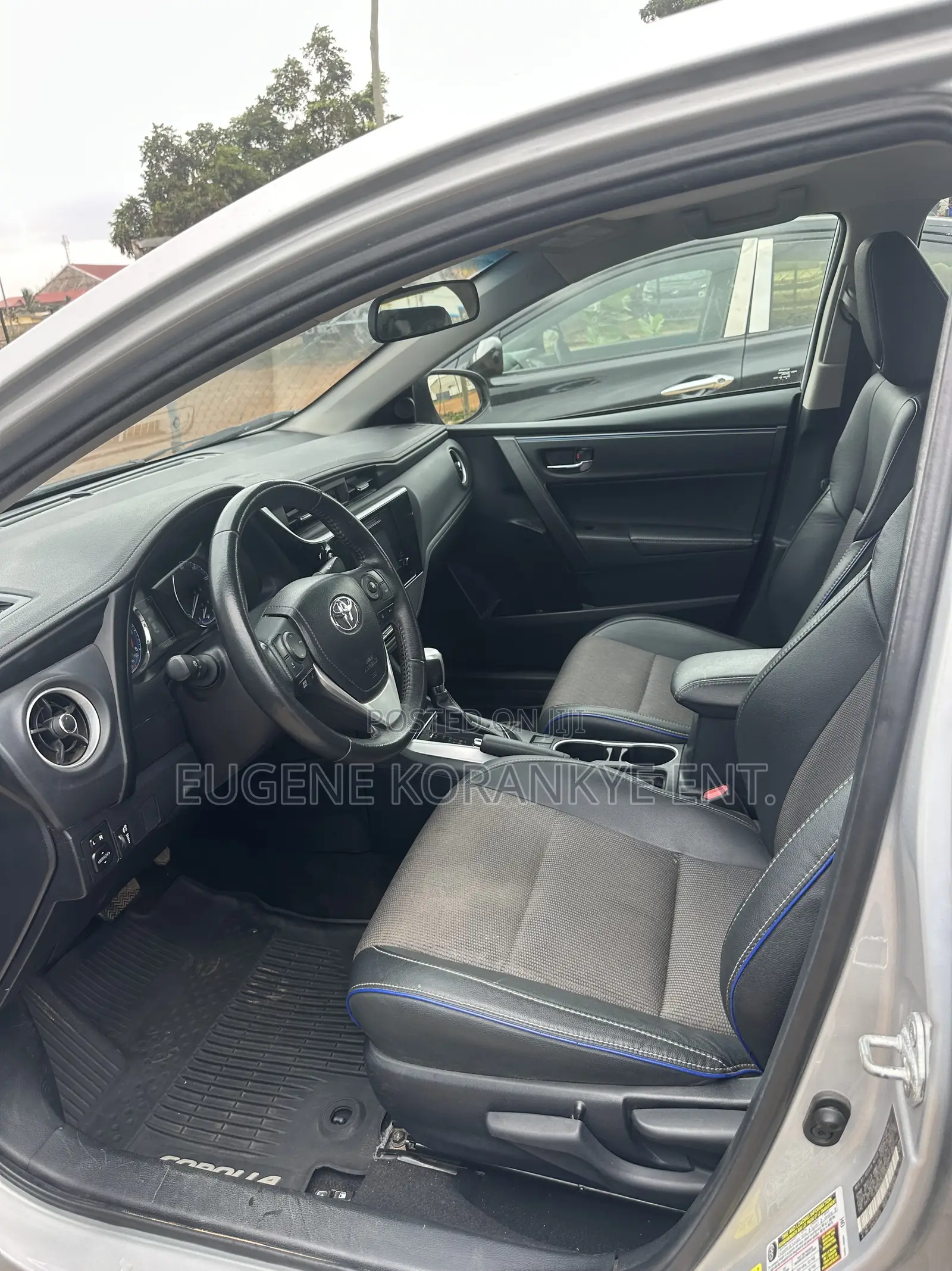 Toyota Corolla SE 4dr Sedan (1.8L 4cyl CVT) 2017 Silver