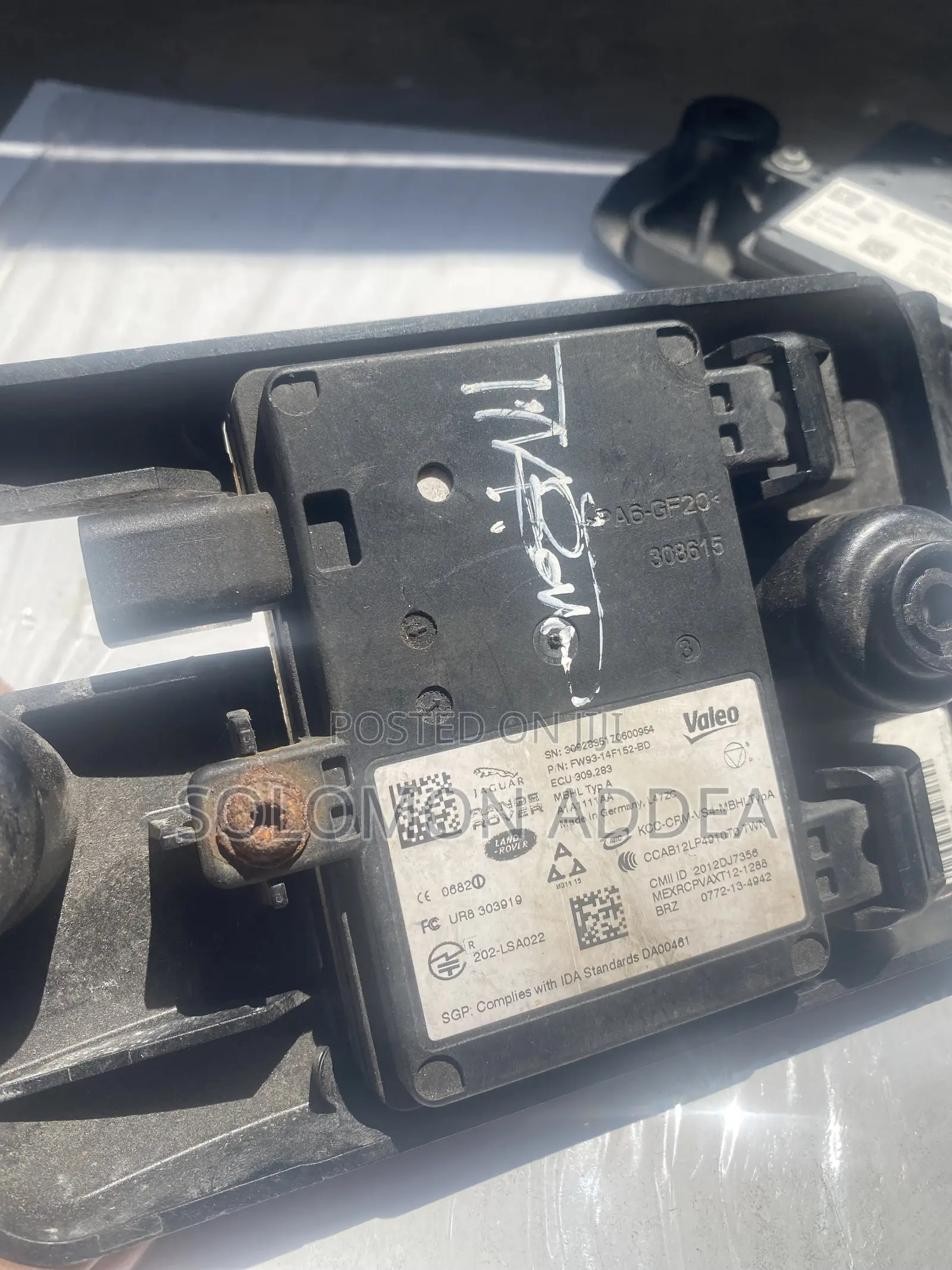 Jaguar Land Rover Blind Spot Monitor / Radar Sensor Module