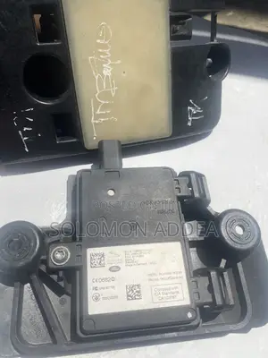 Jaguar Land Rover Blind Spot Monitor / Radar Sensor Module