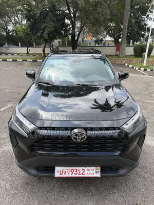 Toyota RAV4 XLE AWD 2023 Black