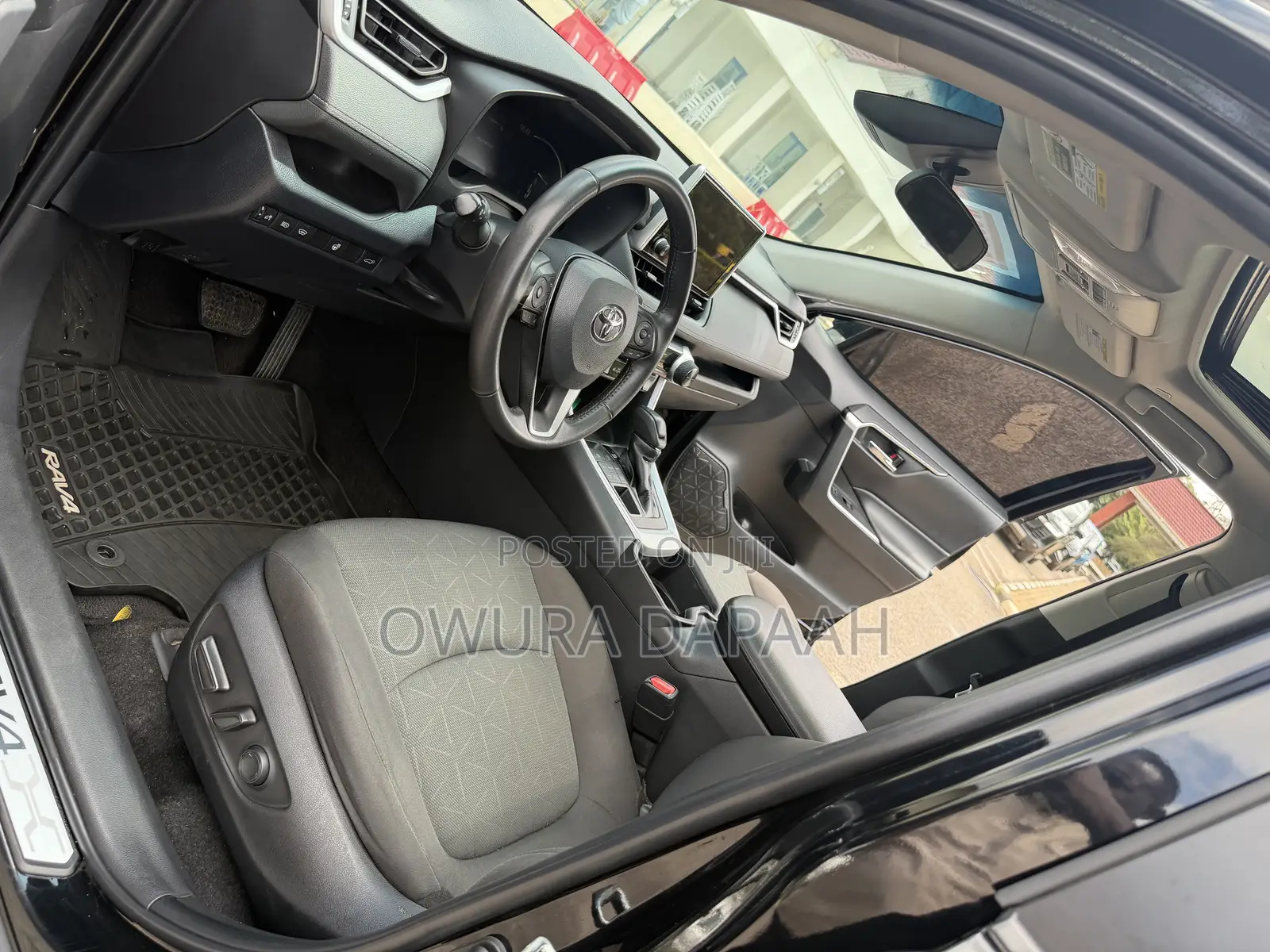 Toyota RAV4 XLE AWD 2023 Black