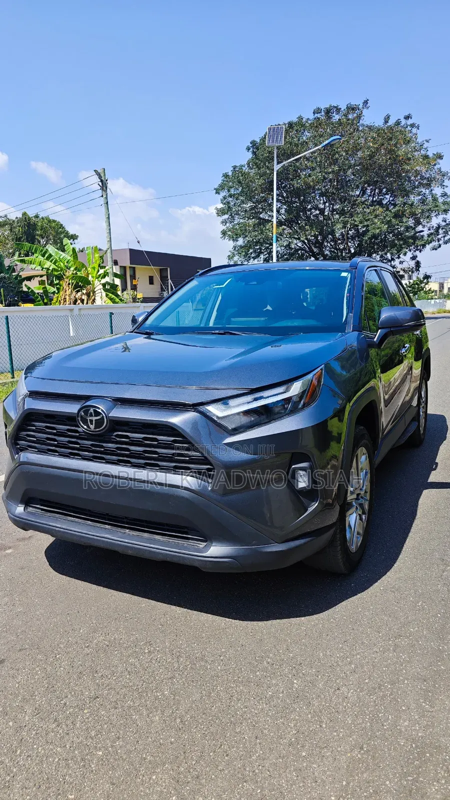 Toyota RAV4 XLE 2025 Black