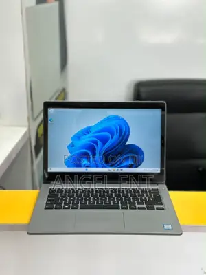 Laptop Dell Latitude 3310 2-in-1 8GB Intel Core i5 SSD 256GB