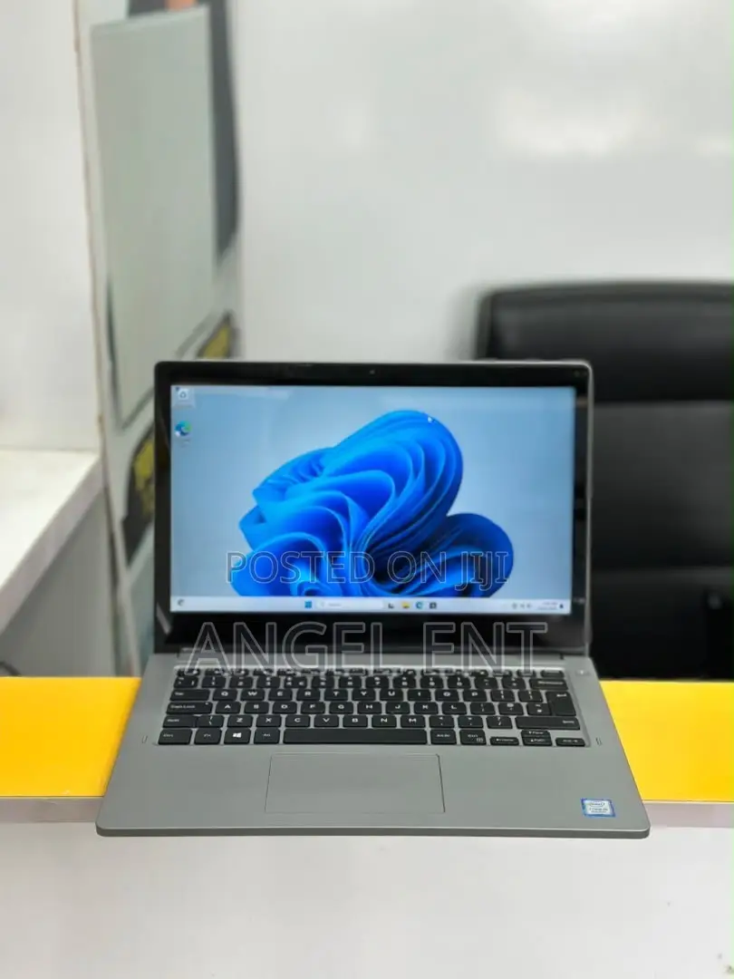 Laptop Dell Latitude 3310 2-in-1 8GB Intel Core i5 SSD 256GB