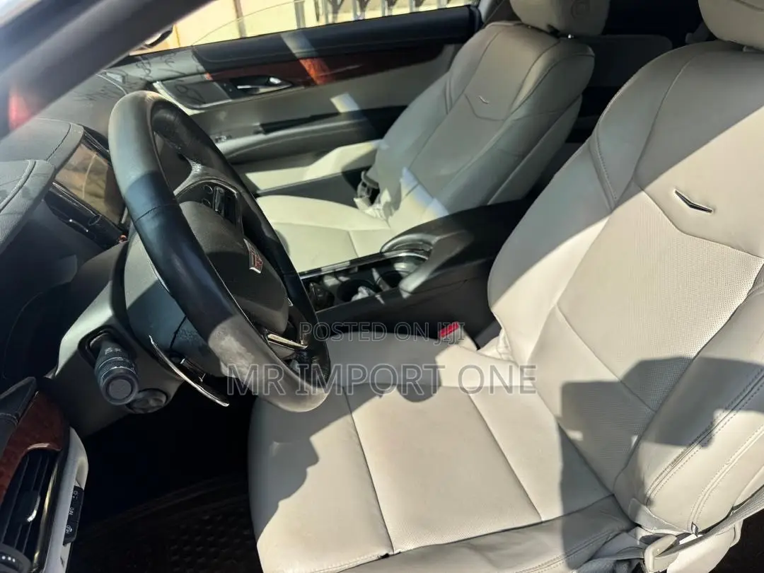 Cadillac XTS 2.0 Petrol AWD 2015 Blue