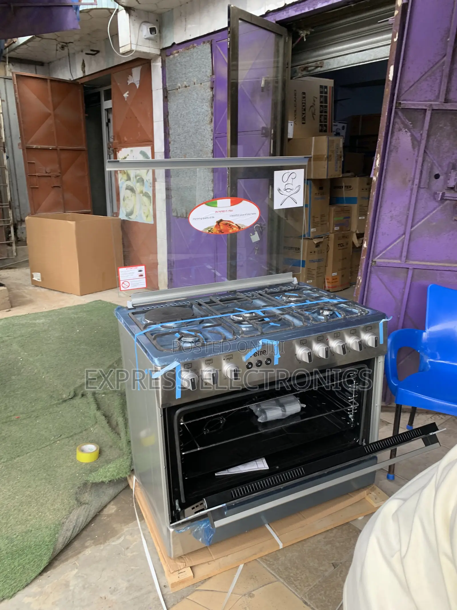 Ferre Gas Electric Cooker Oven Grill. Rotisserie 4-1 90cm