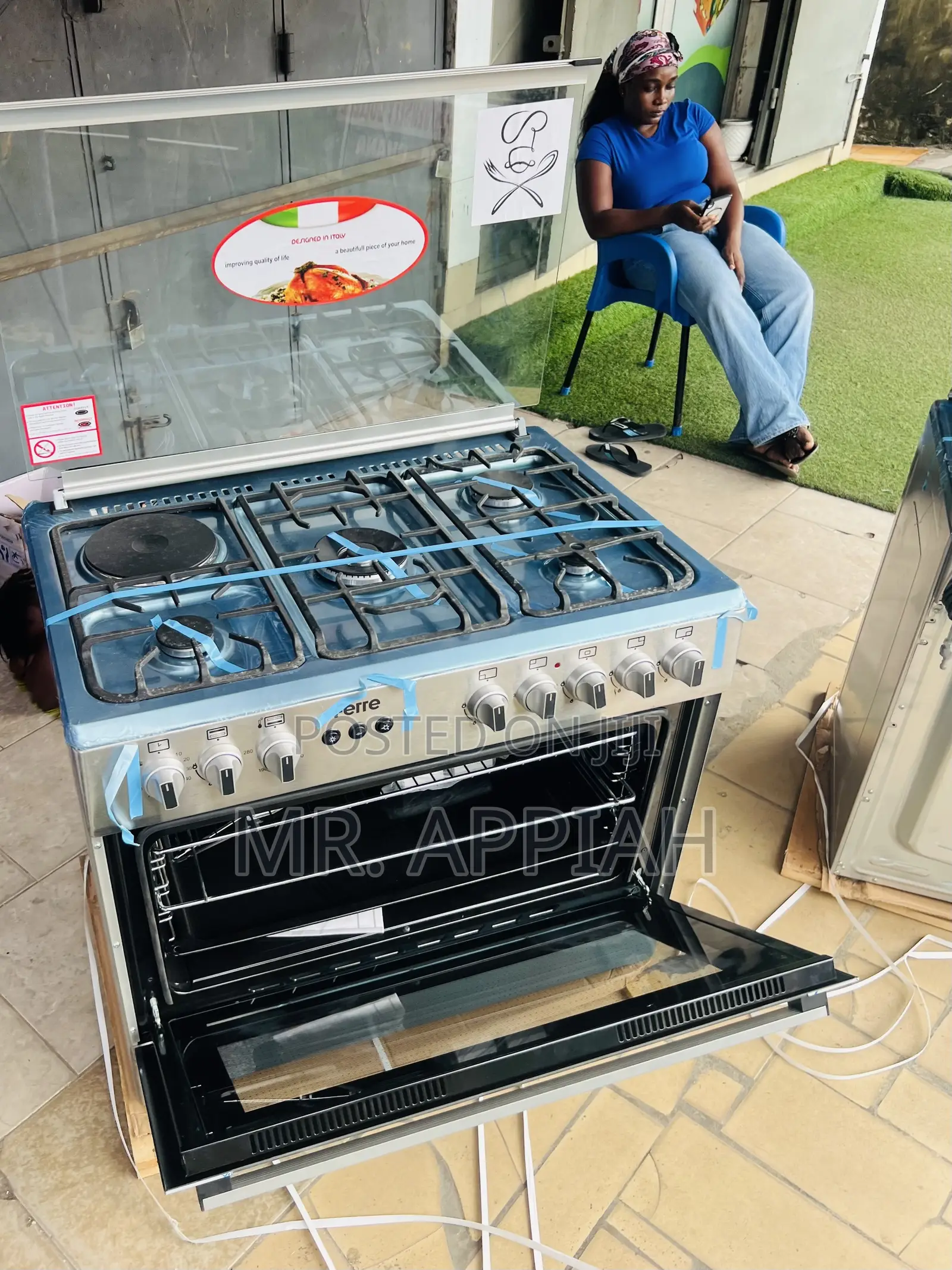 Premium Stainless Steel Ferre 4 Gas + 1 Electric Cooker(Gray)