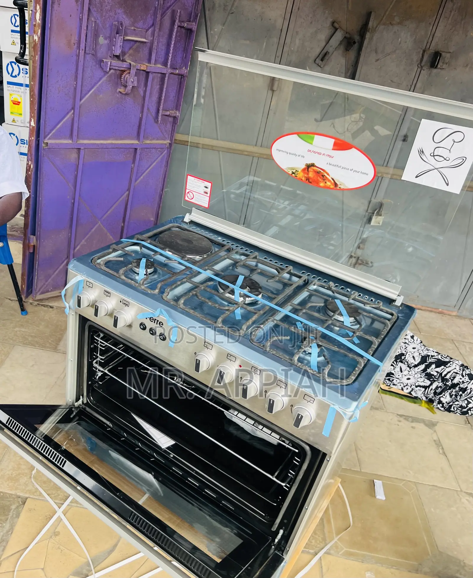 Premium Stainless Steel Ferre 4 Gas + 1 Electric Cooker(Gray)