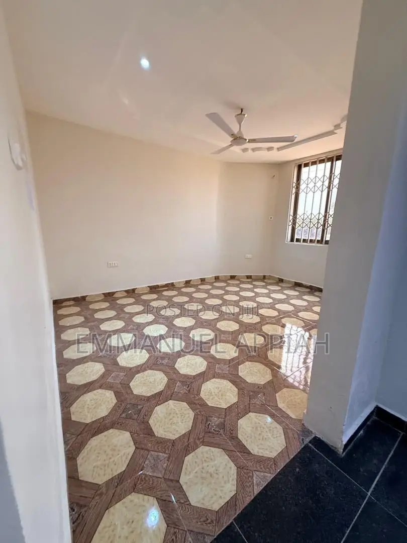 2bdrm Apartment in Ablekuma Joma for rent