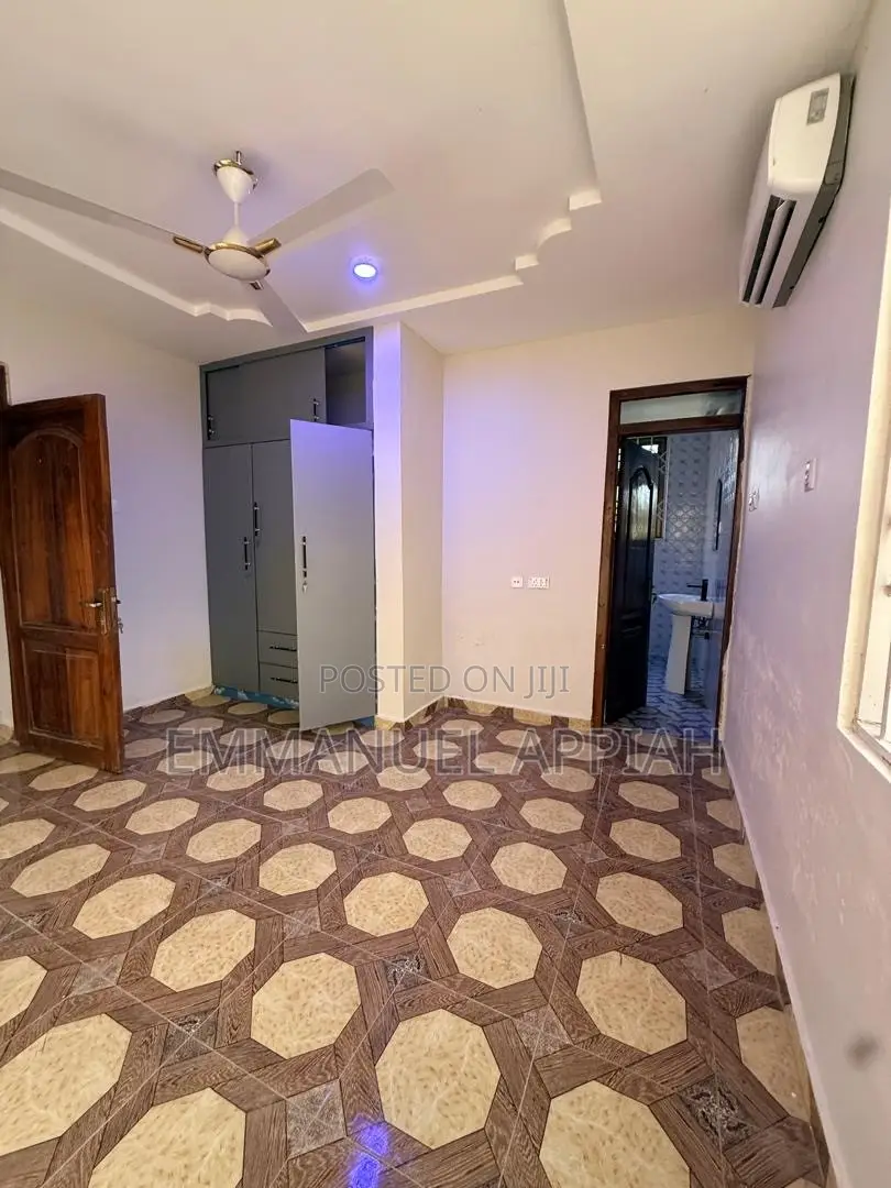 2bdrm Apartment in Ablekuma Joma for rent