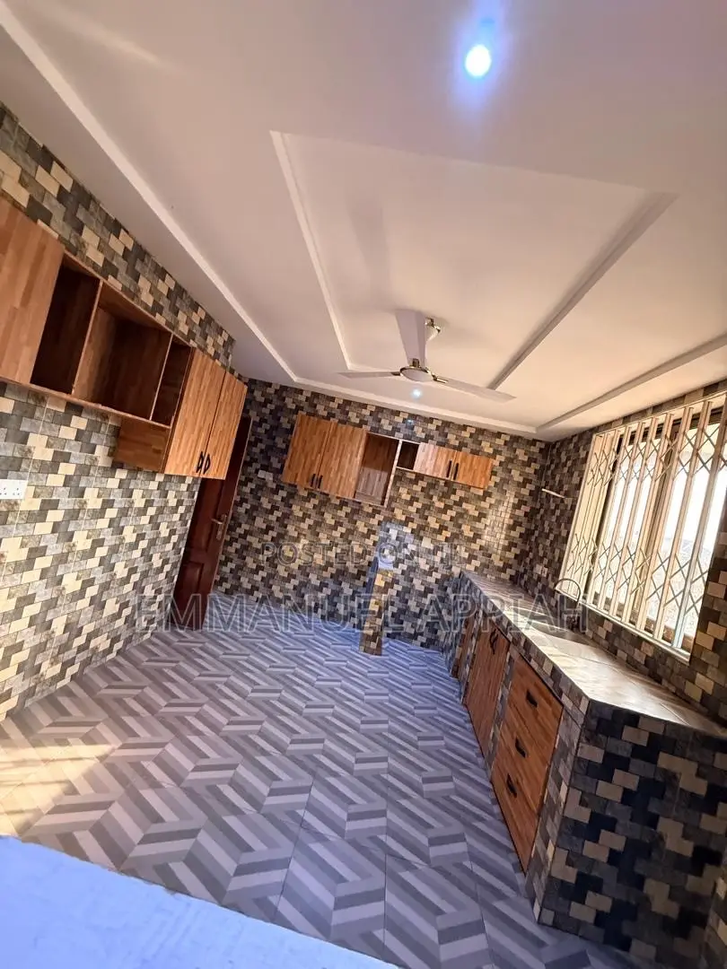 2bdrm Apartment in Ablekuma Joma for rent