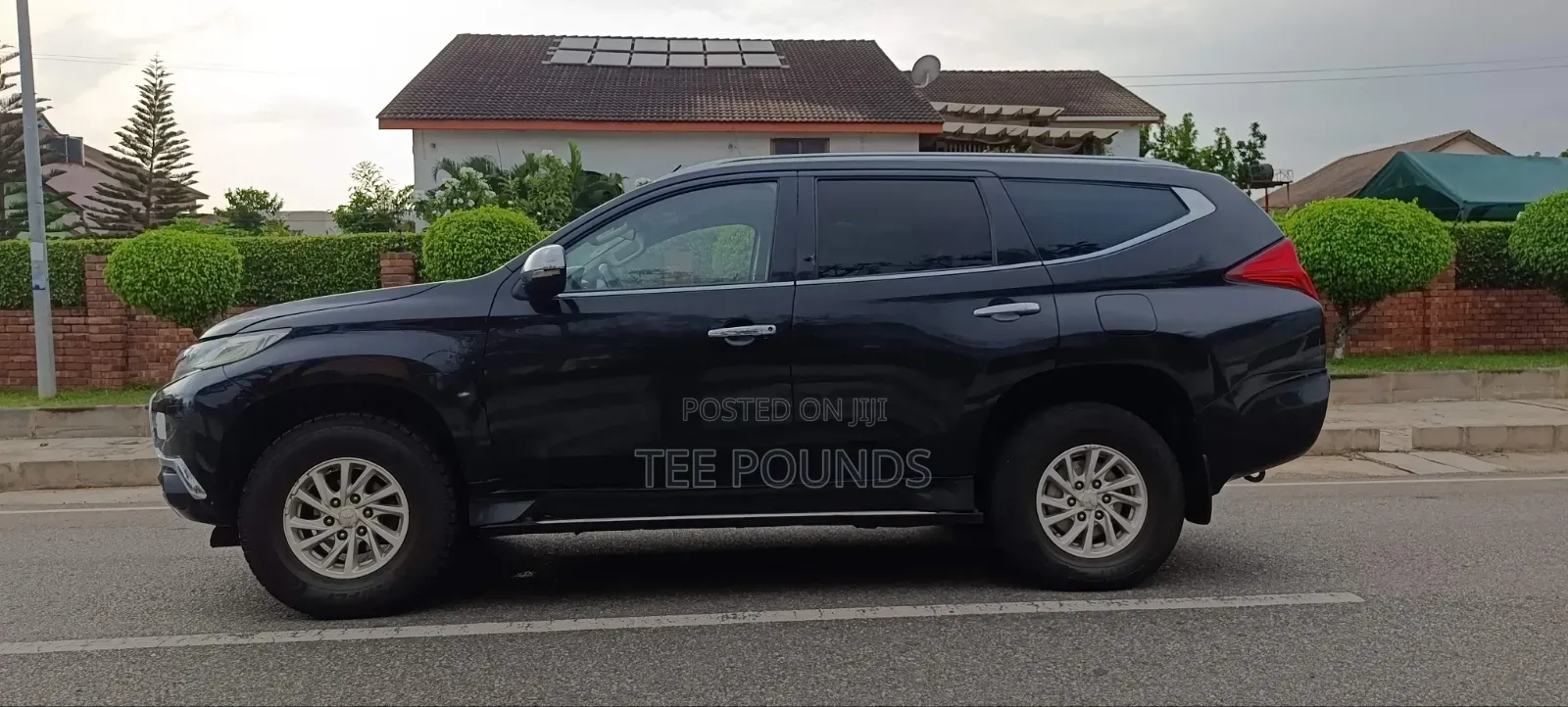 Mitsubishi Pajero Sport GLX 2017 Black