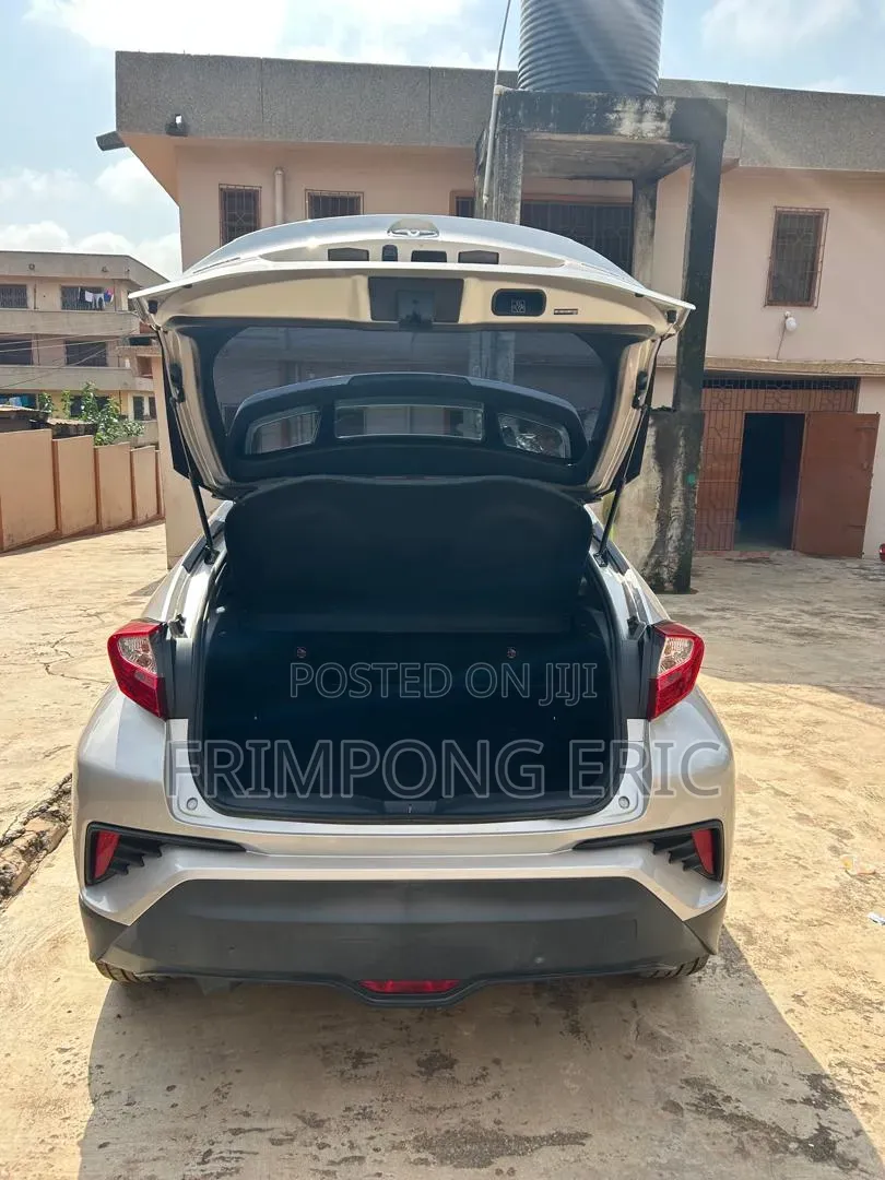 Toyota C-HR 2020 Silver