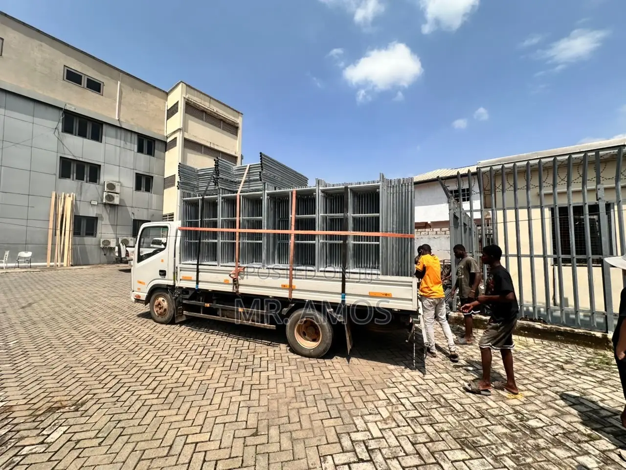 Heavy-Duty H Frame Model 2 Scaffolds for Rent