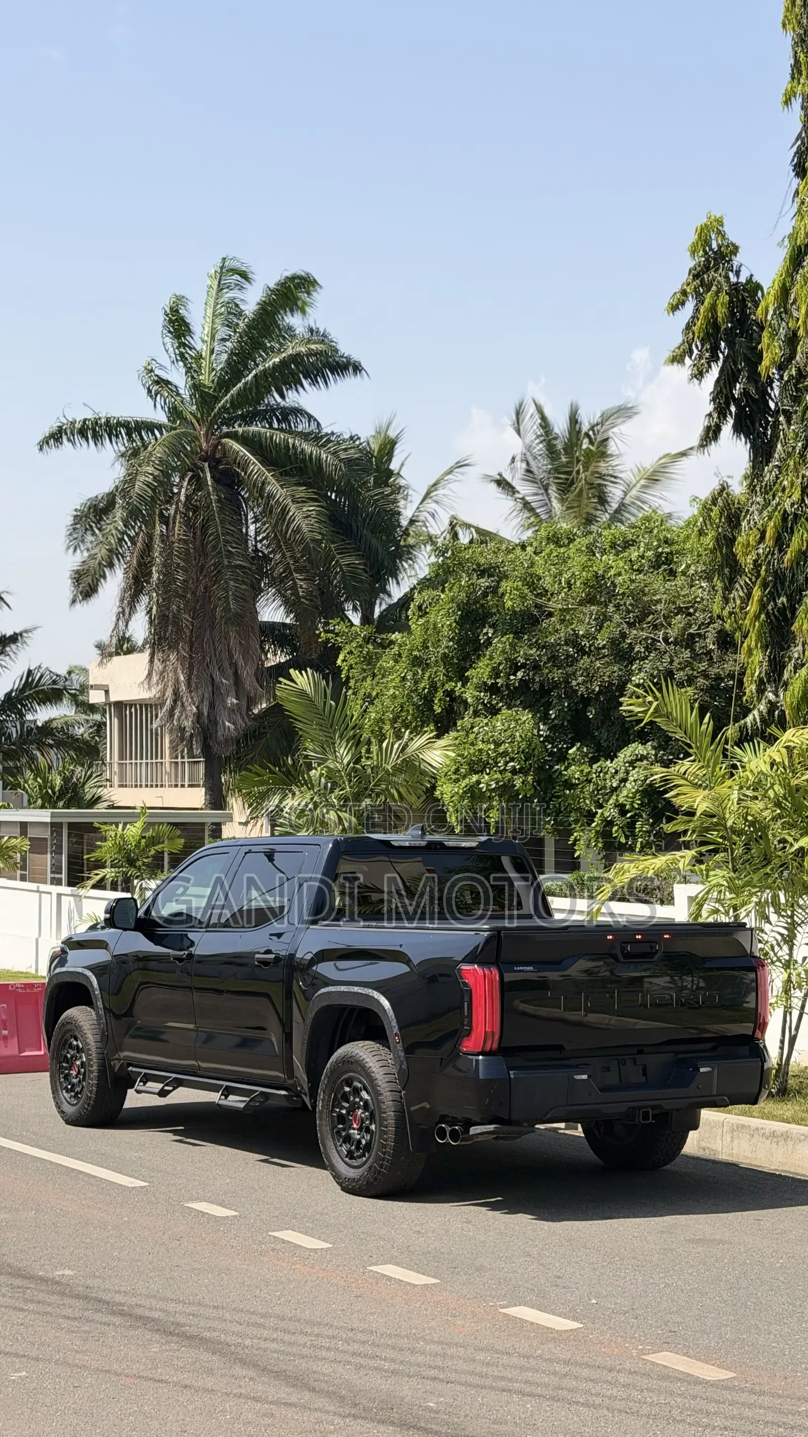 Toyota Tundra Hybrid 2024 Black