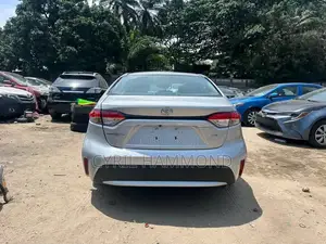 Toyota Corolla L 2020 Silver