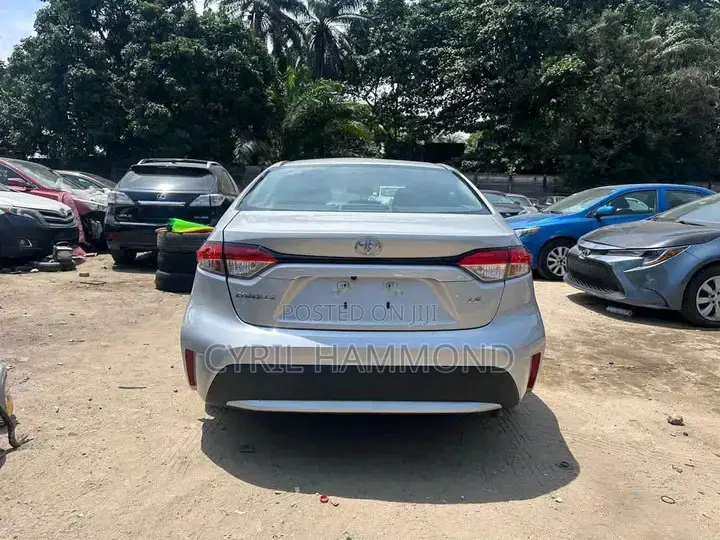 Toyota Corolla L 2020 Silver