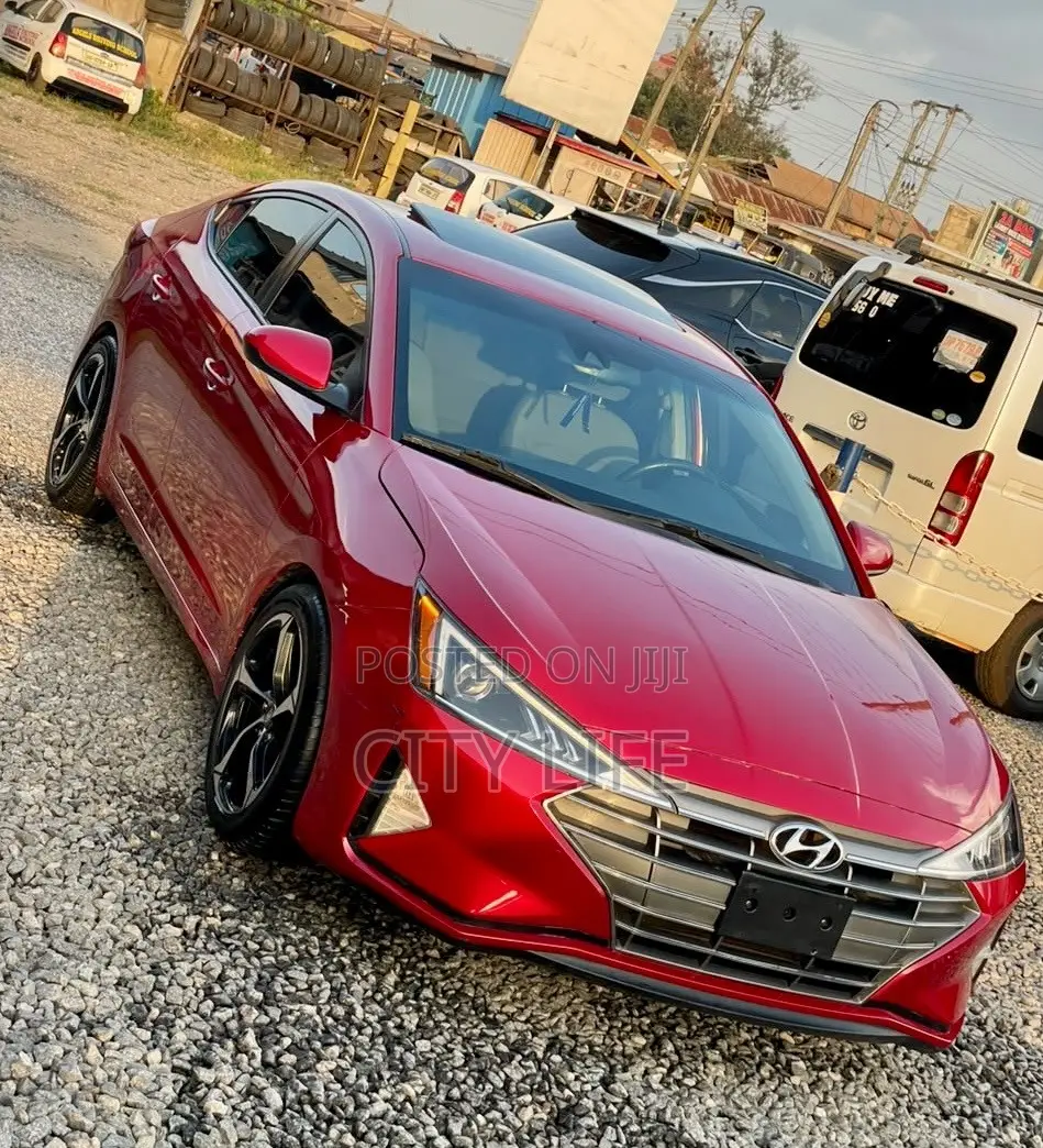Hyundai Elantra 2020 Red