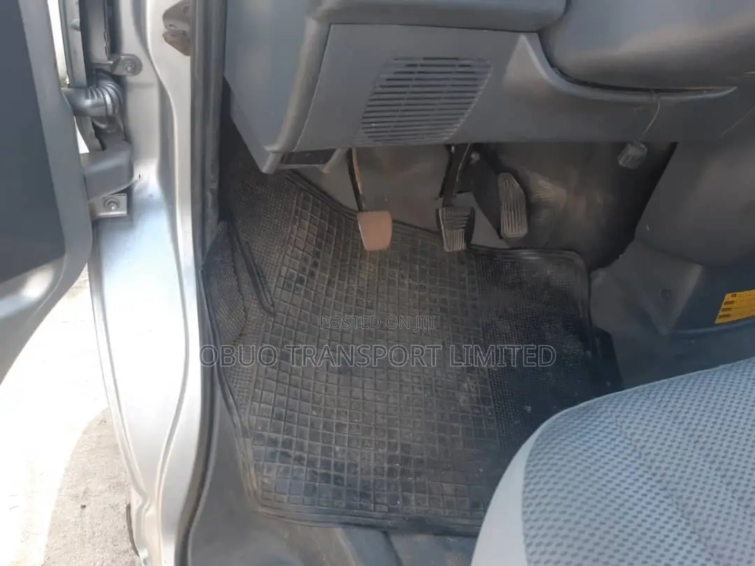 Toyota HiAce 2012 Grey