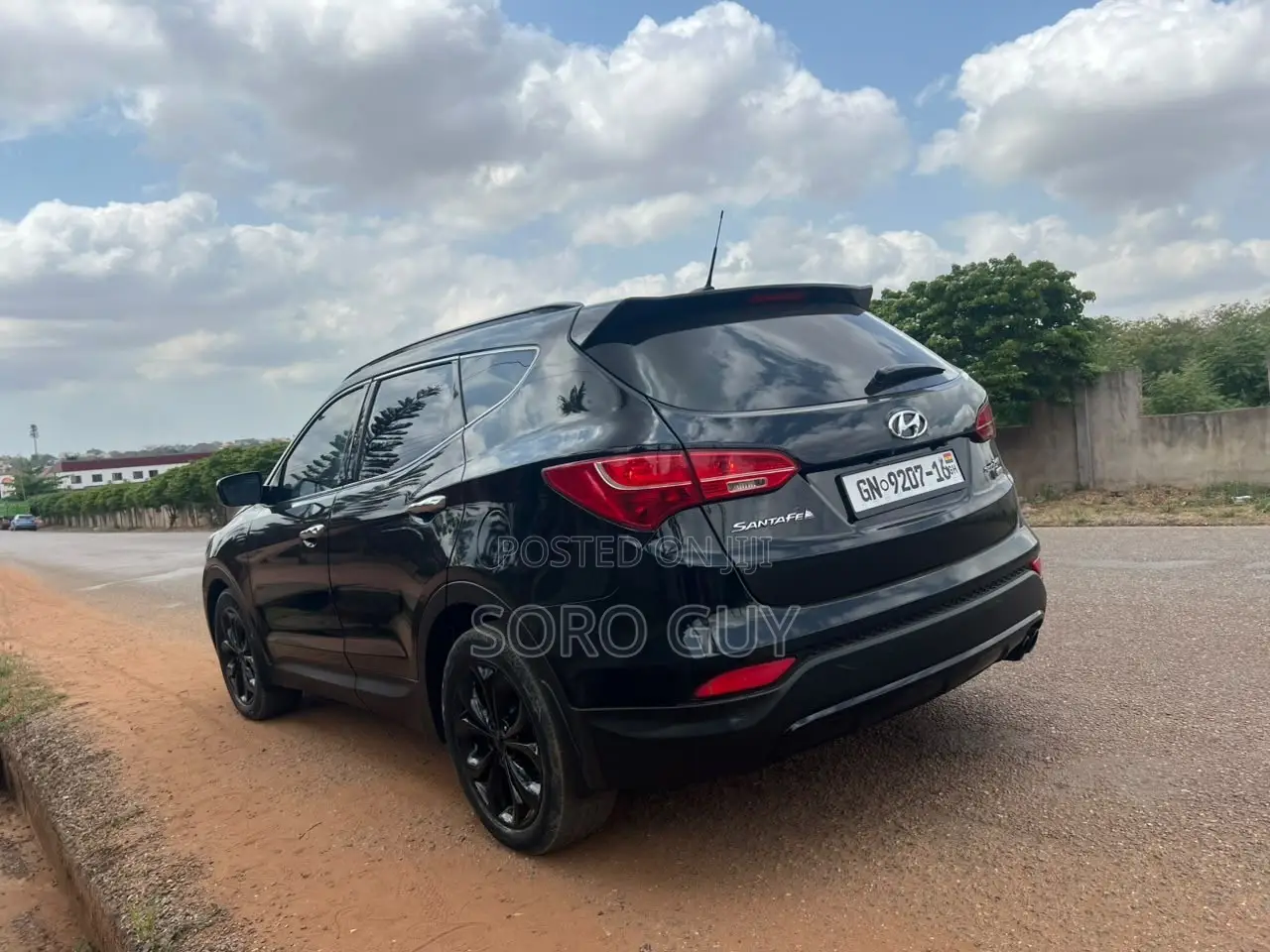 Hyundai Santa Fe 2013 Black