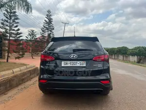Hyundai Santa Fe 2013 Black