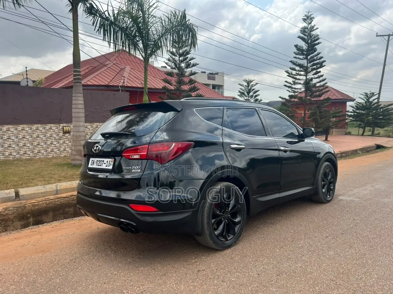 Hyundai Santa Fe 2013 Black