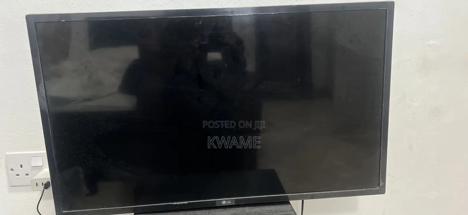 LG 32-Inch Full HD Smart TV – Model 32LQ63006LA