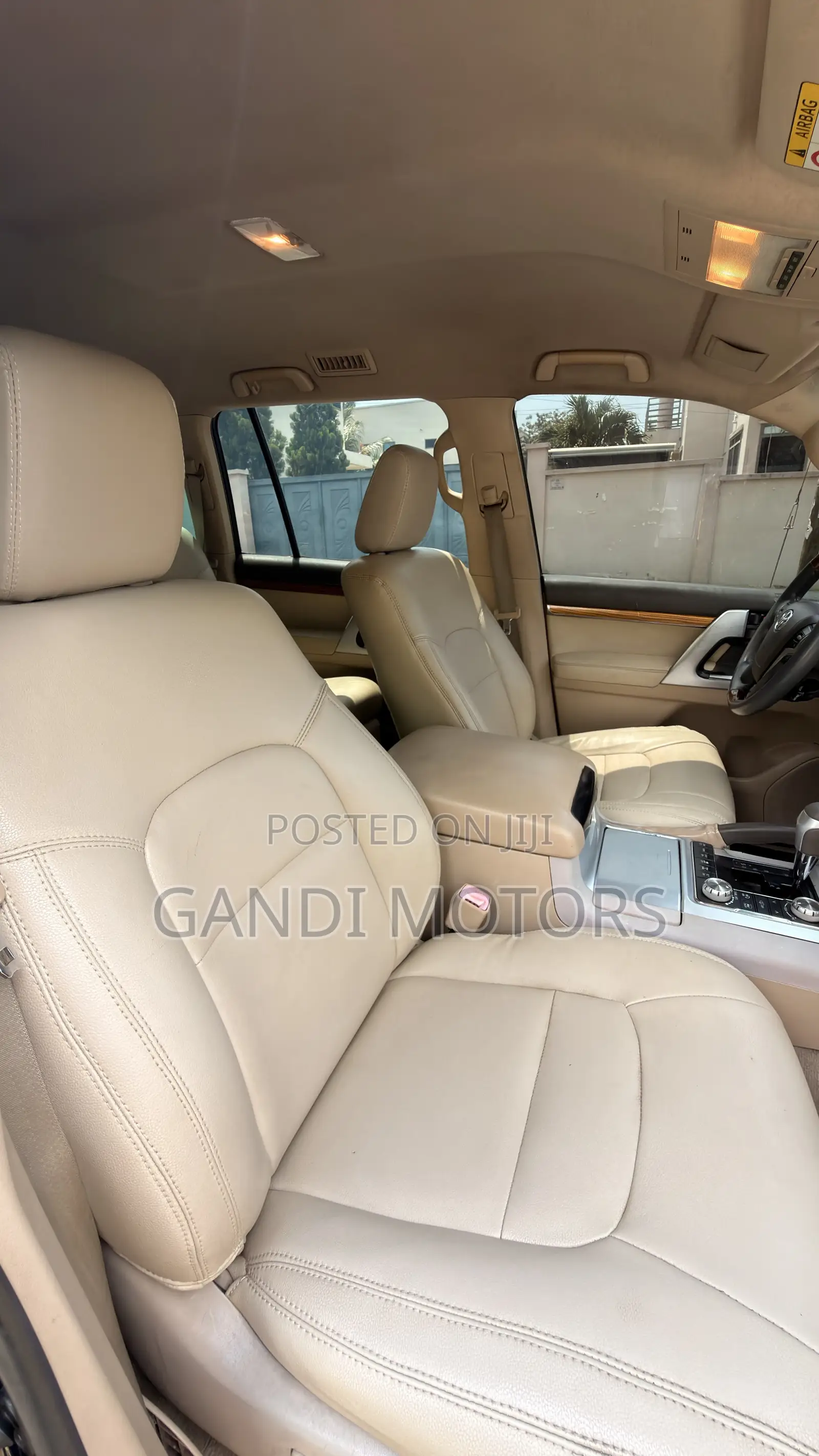 Toyota Land Cruiser 4.5 V8 GX-R 2014 Black