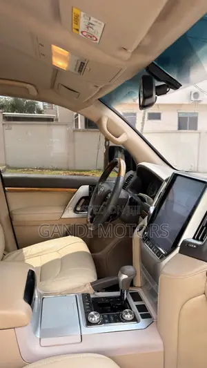 Toyota Land Cruiser 4.5 V8 GX-R 2014 Black