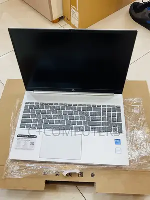 New Laptop HP Pavilion 15 8GB Intel Core Ultra 5 SSD 512GB