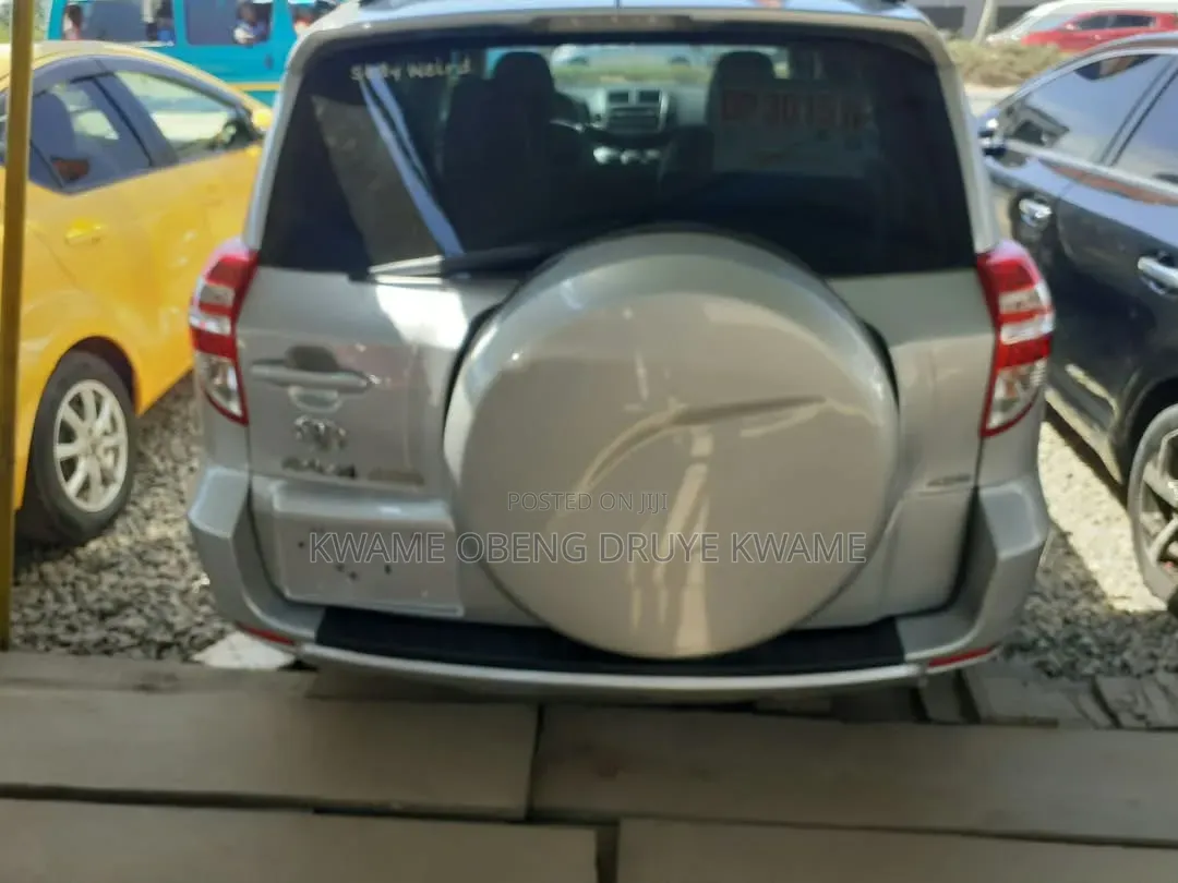 Toyota RAV4 Limited V6 4x4 2008 Gray
