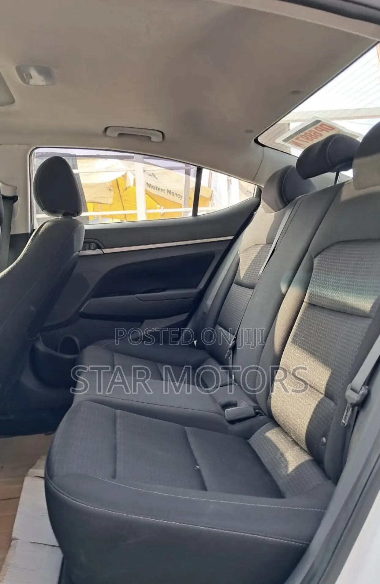 Hyundai Elantra 2017 White