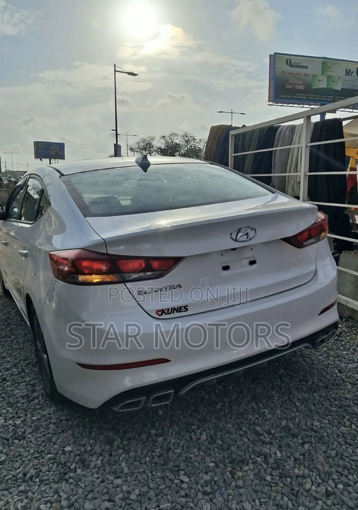 Hyundai Elantra 2017 White
