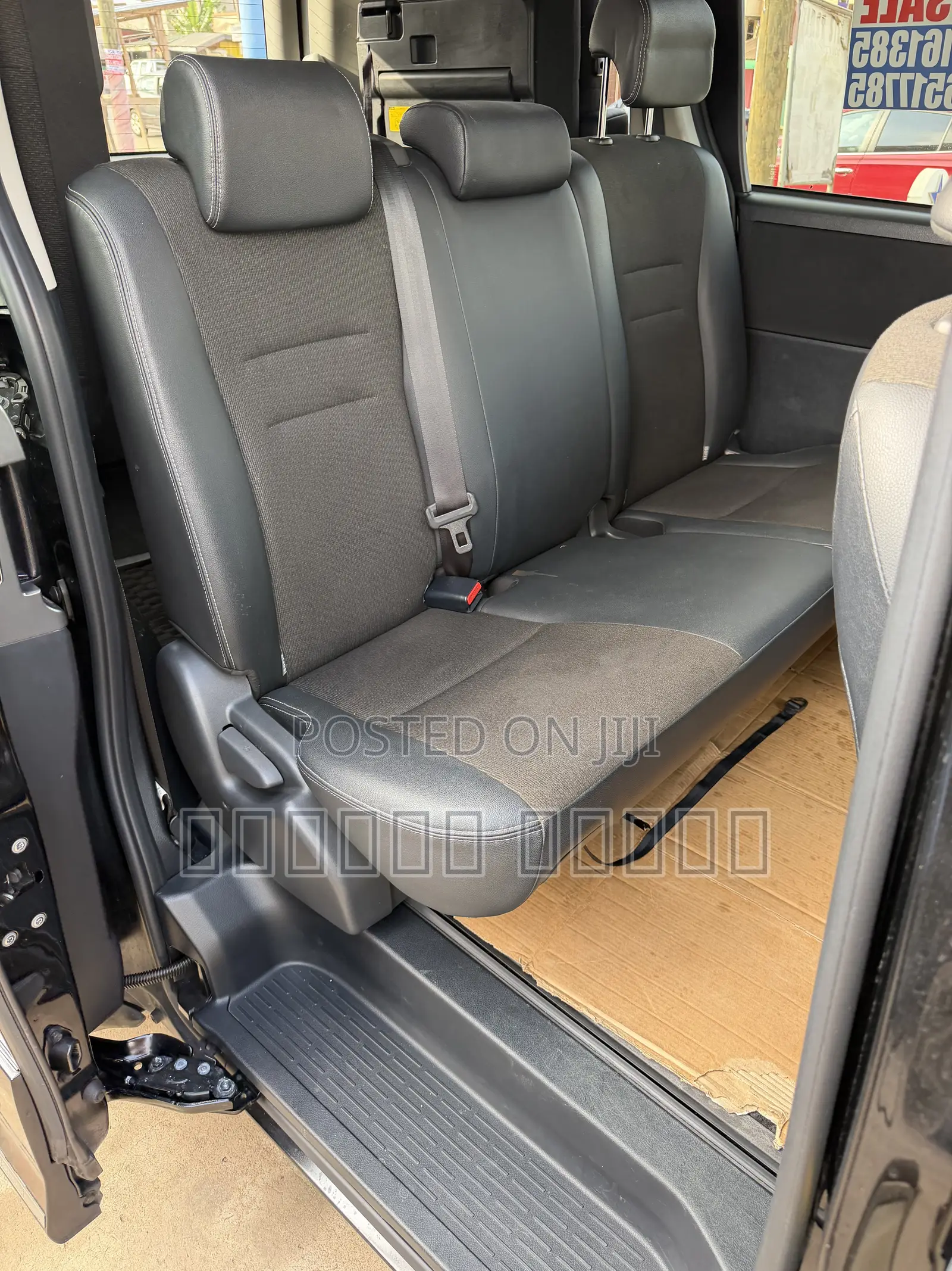 Toyota Voxy ZS Kirameki III 2WD 8-Seater 2013 Black