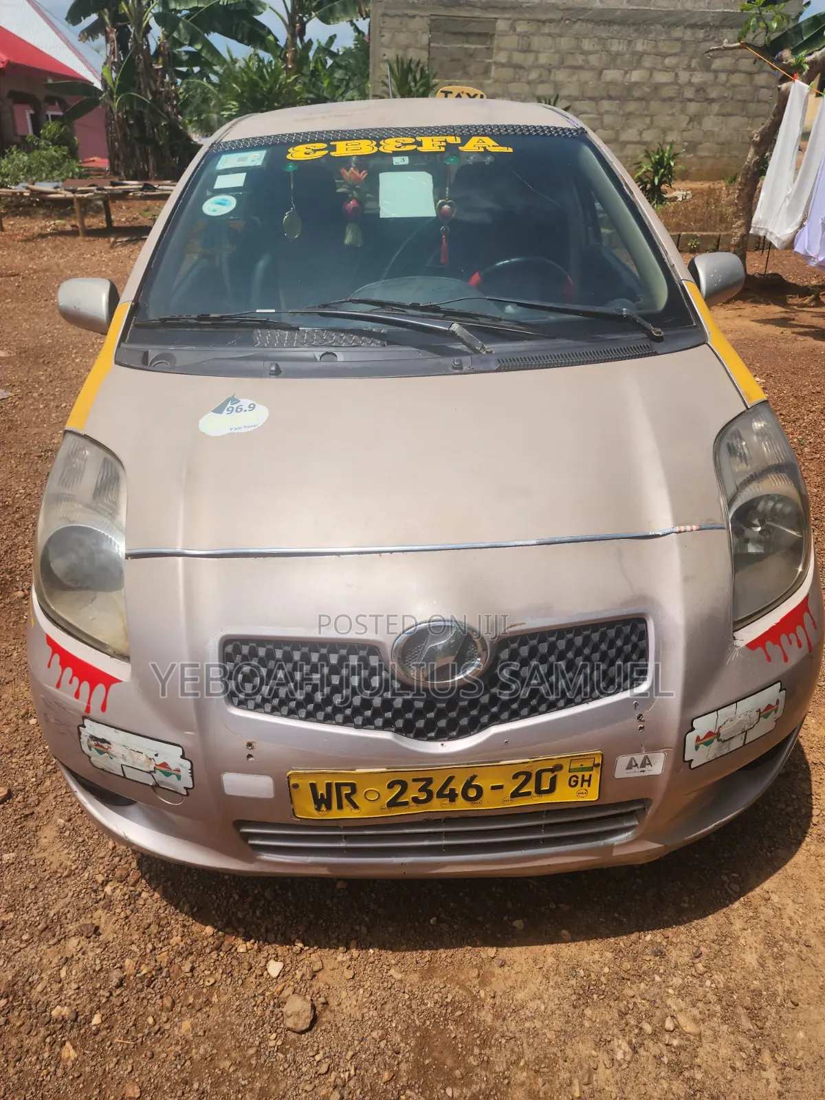 Toyota Vitz 1.3 AWD 5dr 2010 Silver
