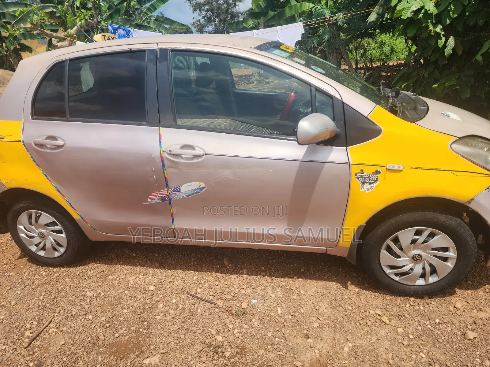Toyota Vitz 1.3 AWD 5dr 2010 Silver